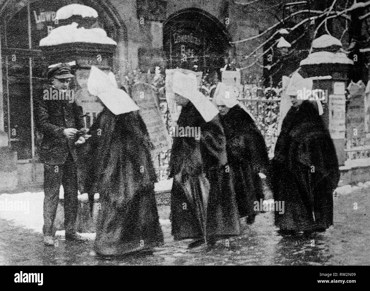 German elections 1919 voting hires stock photography and images Alamy