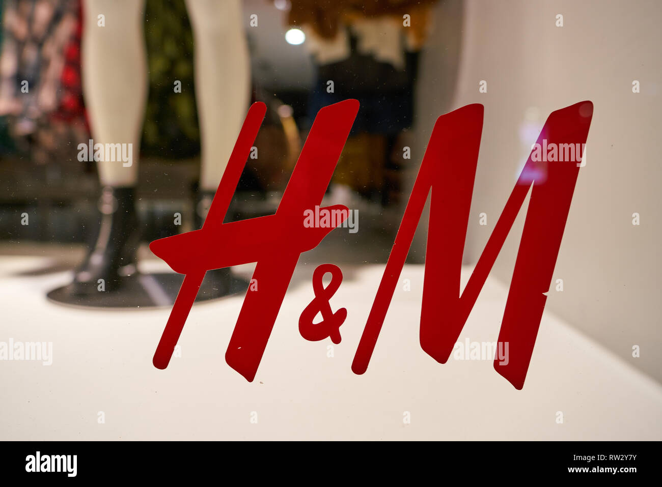 Dusseldorf Germany Circa September 18 Close Up Shot Of H M Sign Stock Photo Alamy