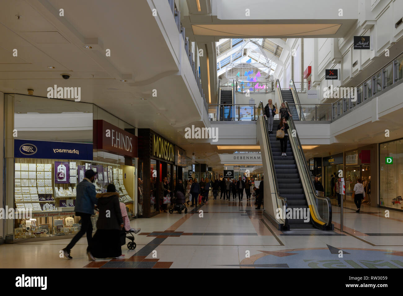 Crawley shopping centre hires stock photography and images Alamy