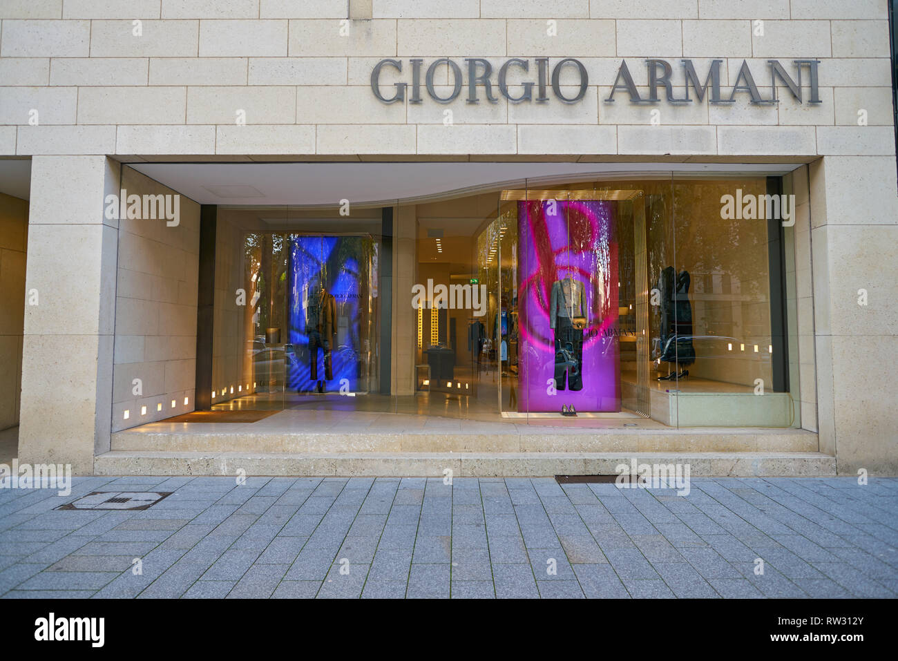 DUSSELDORF, GERMANY - CIRCA SEPTEMBER, 2018: Giorgio Armani store in  Dusseldorf Stock Photo - Alamy