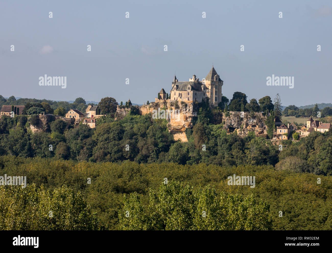 Chateau de Montfort in the Dordogne valley. France Stock Photo Alamy