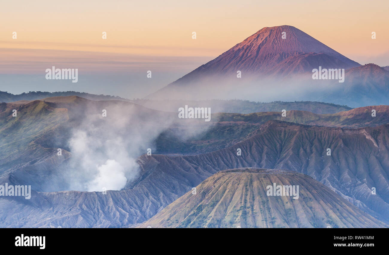 High mountains island hi-res stock photography and images - Alamy
