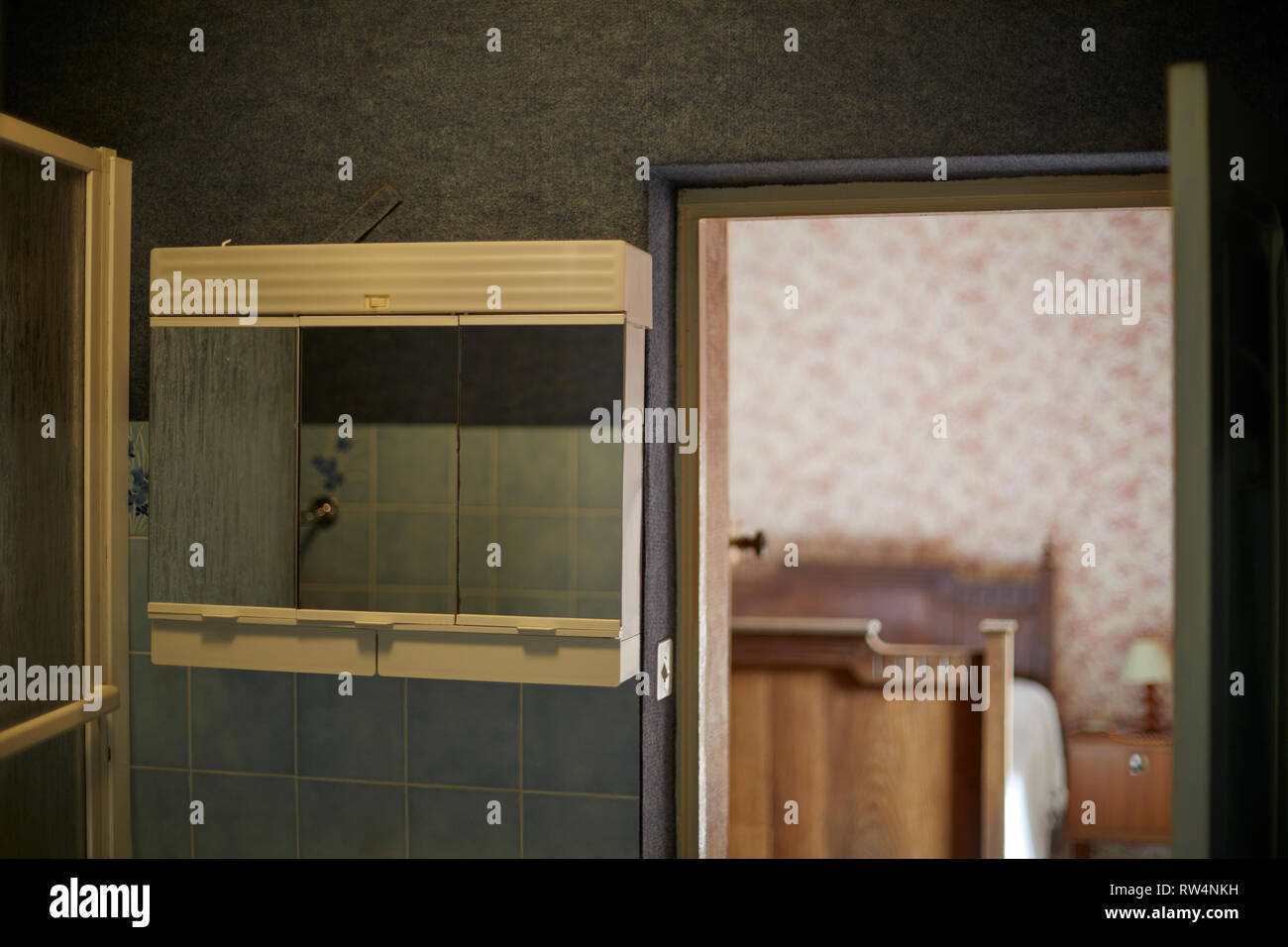 Old fashioned bathroom hires stock photography and images Alamy