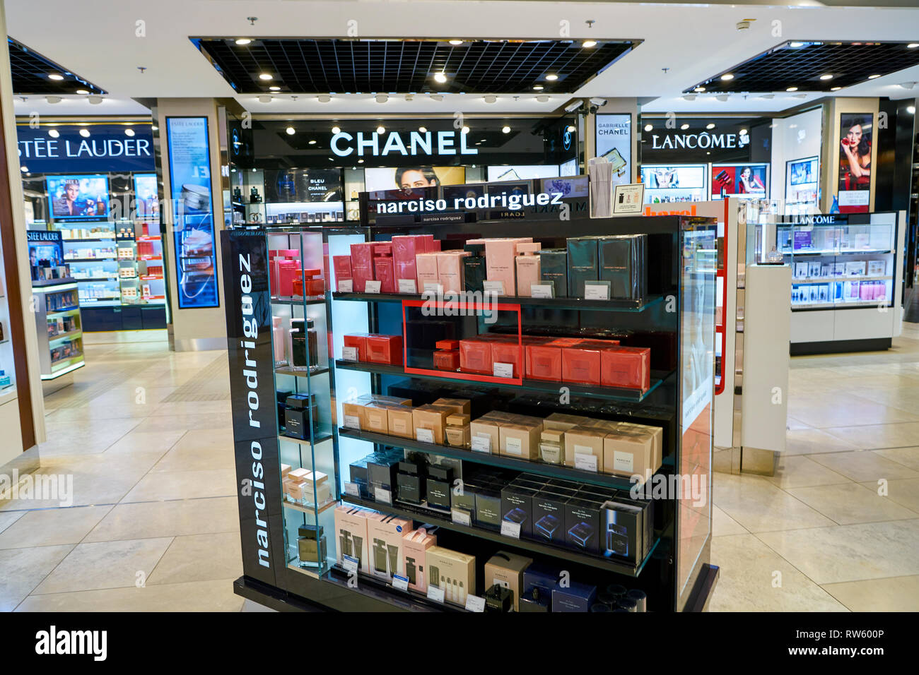 DUSSELDORF, GERMANY - CIRCA OCTOBER, 2018: perfumes on display in  Dusseldorf Duty Free Stock Photo - Alamy