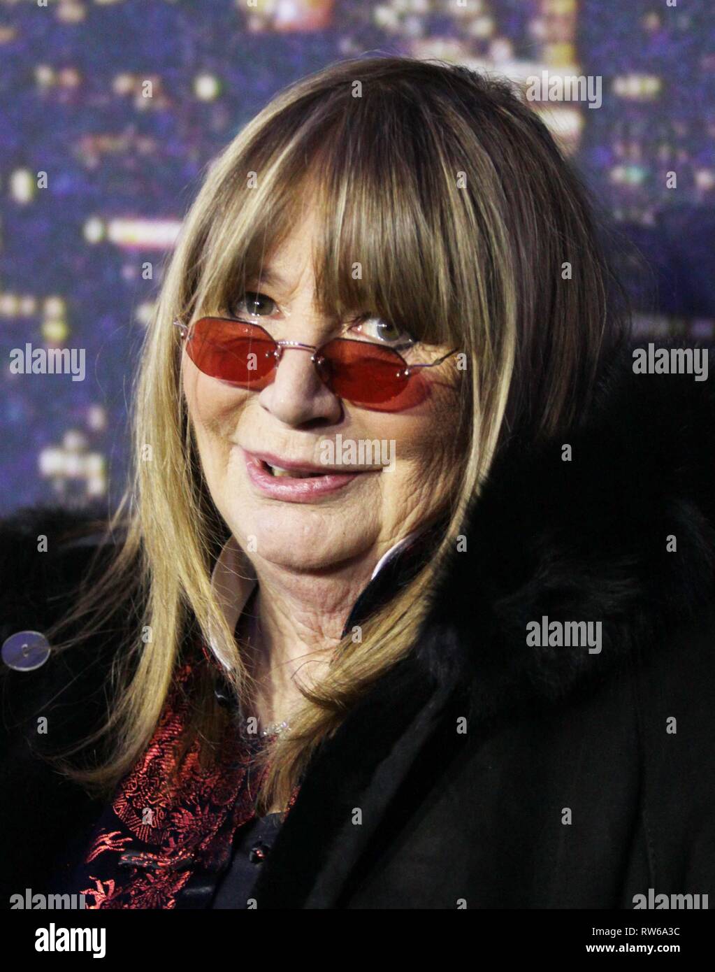 Penny marshall hi-res stock photography and images - Alamy