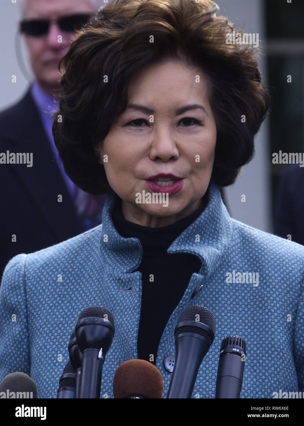 Elaine chao hi-res stock photography and images - Alamy