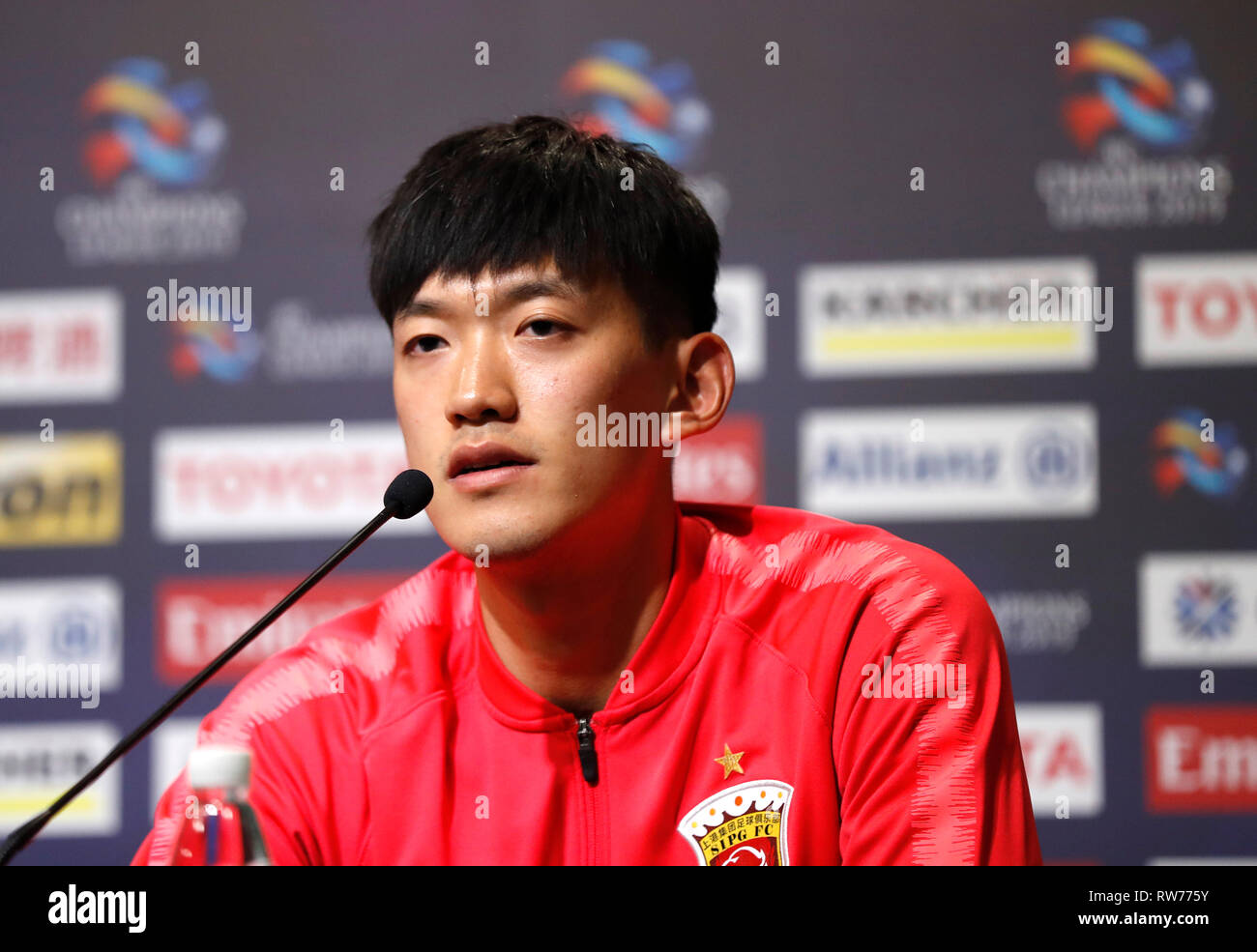 Shanghai China 5th Mar 19 Shanghai Sipg Fc Goalkeeper Yan Junling Answers A Question During The Pre Match Press Conference One Day Ahead Of The Group H Match Against Japan S Kawasaki Frontale At