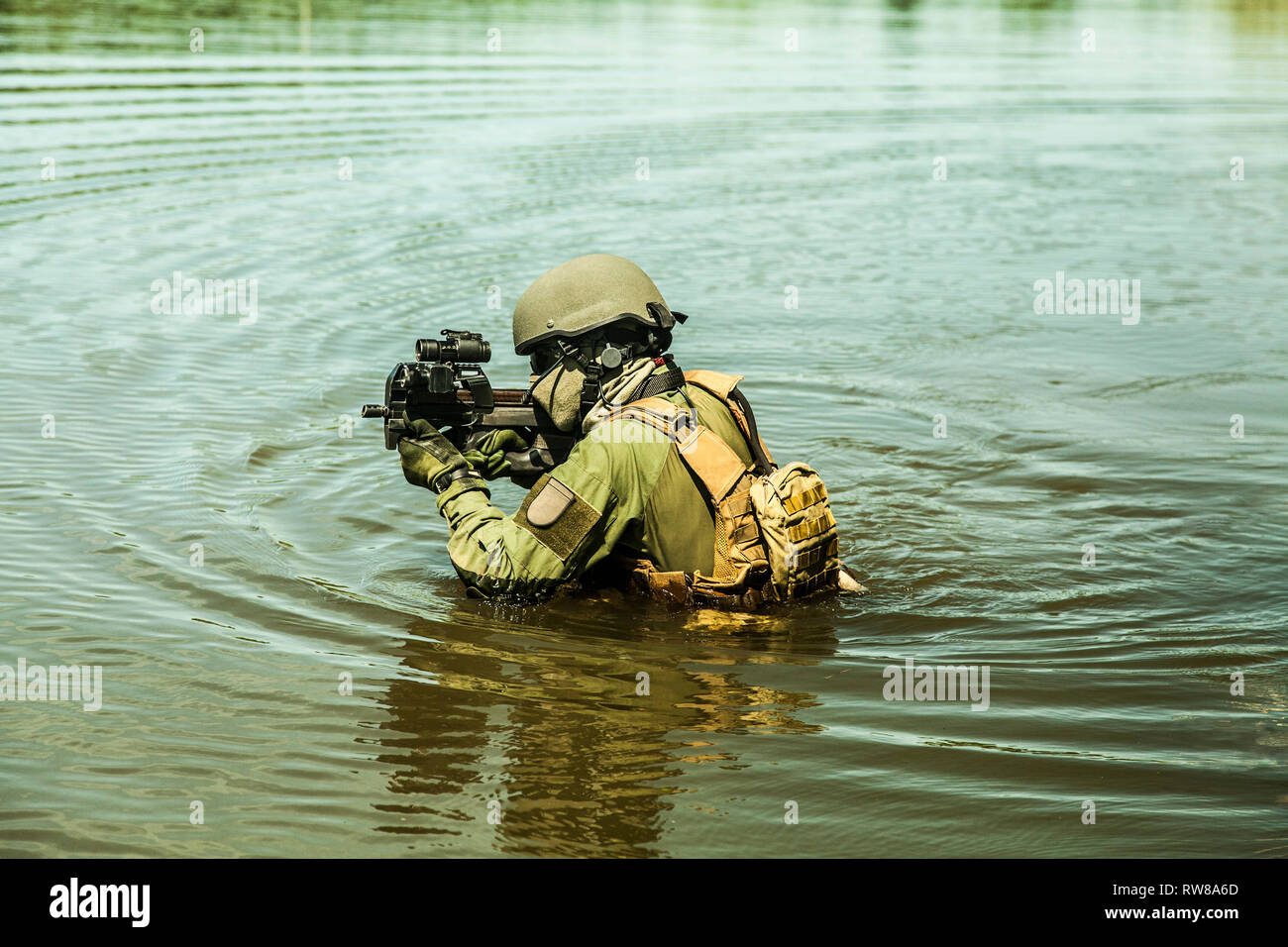 Jagdkommando soldier of the Austrian special forces in the water Stock ...