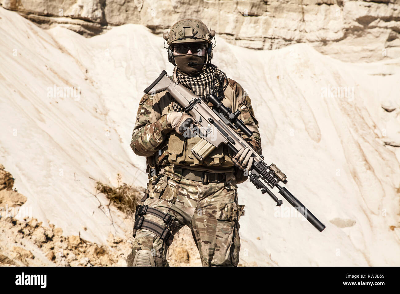 Afghanistan war mountain view hi-res stock photography and images - Alamy