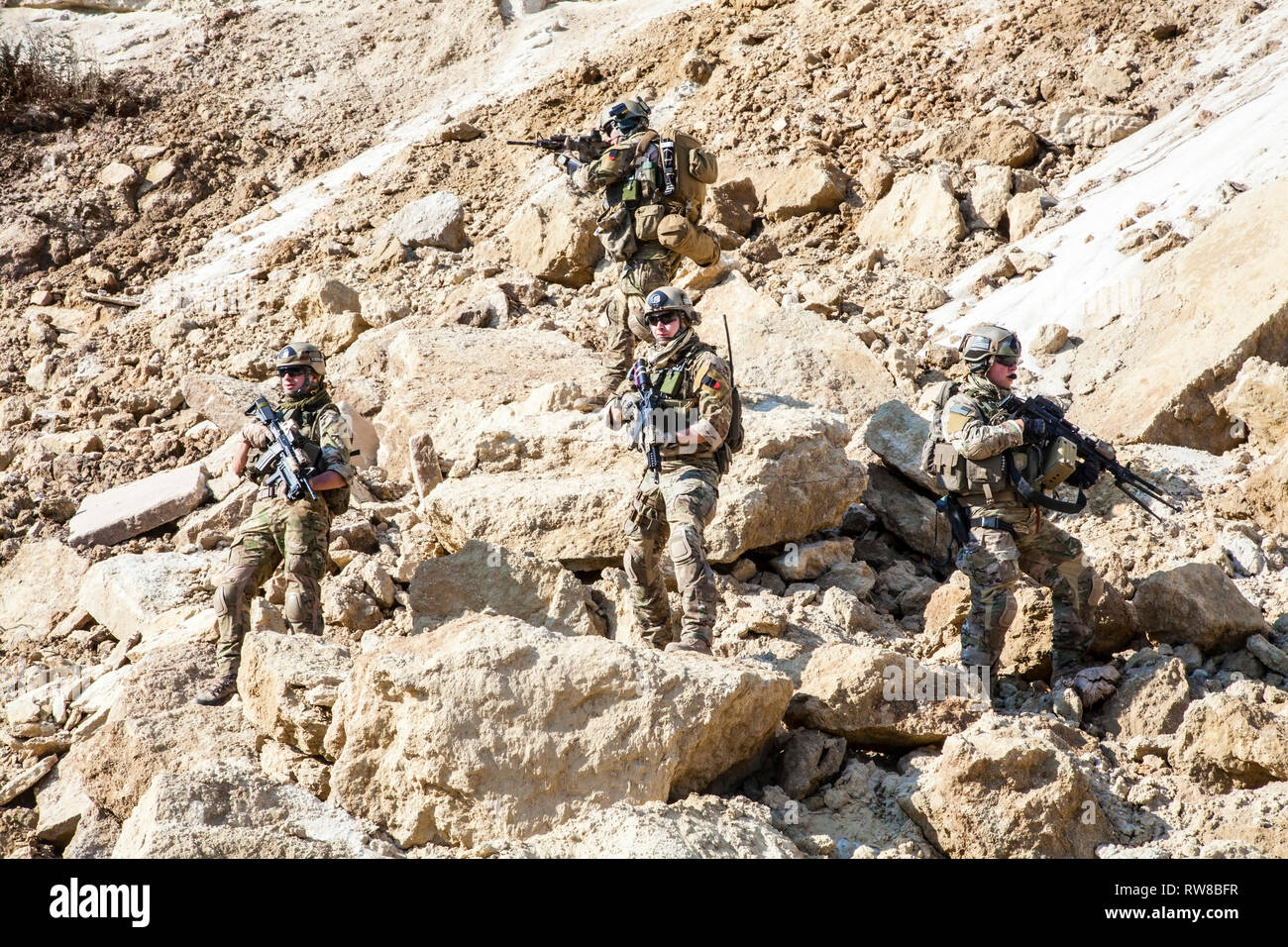 Mountain infantry squad hi-res stock photography and images - Alamy