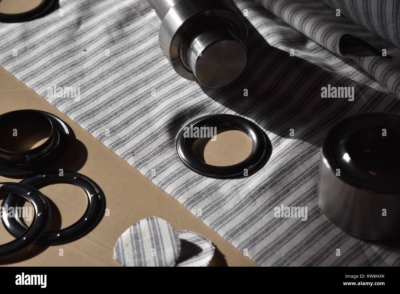 Curtain Eyelets Grommet And Hole Cutting Tools Used To Add