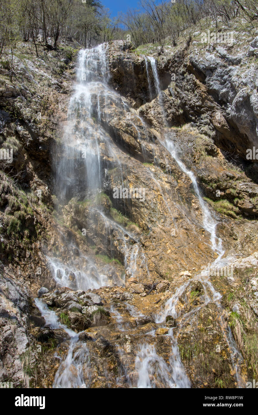 Close up view stream waterfall hi-res stock photography and images - Alamy