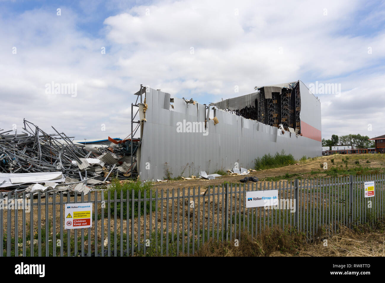 Demolition of the Howard Smith Paper Ltd factory, to make way for a new