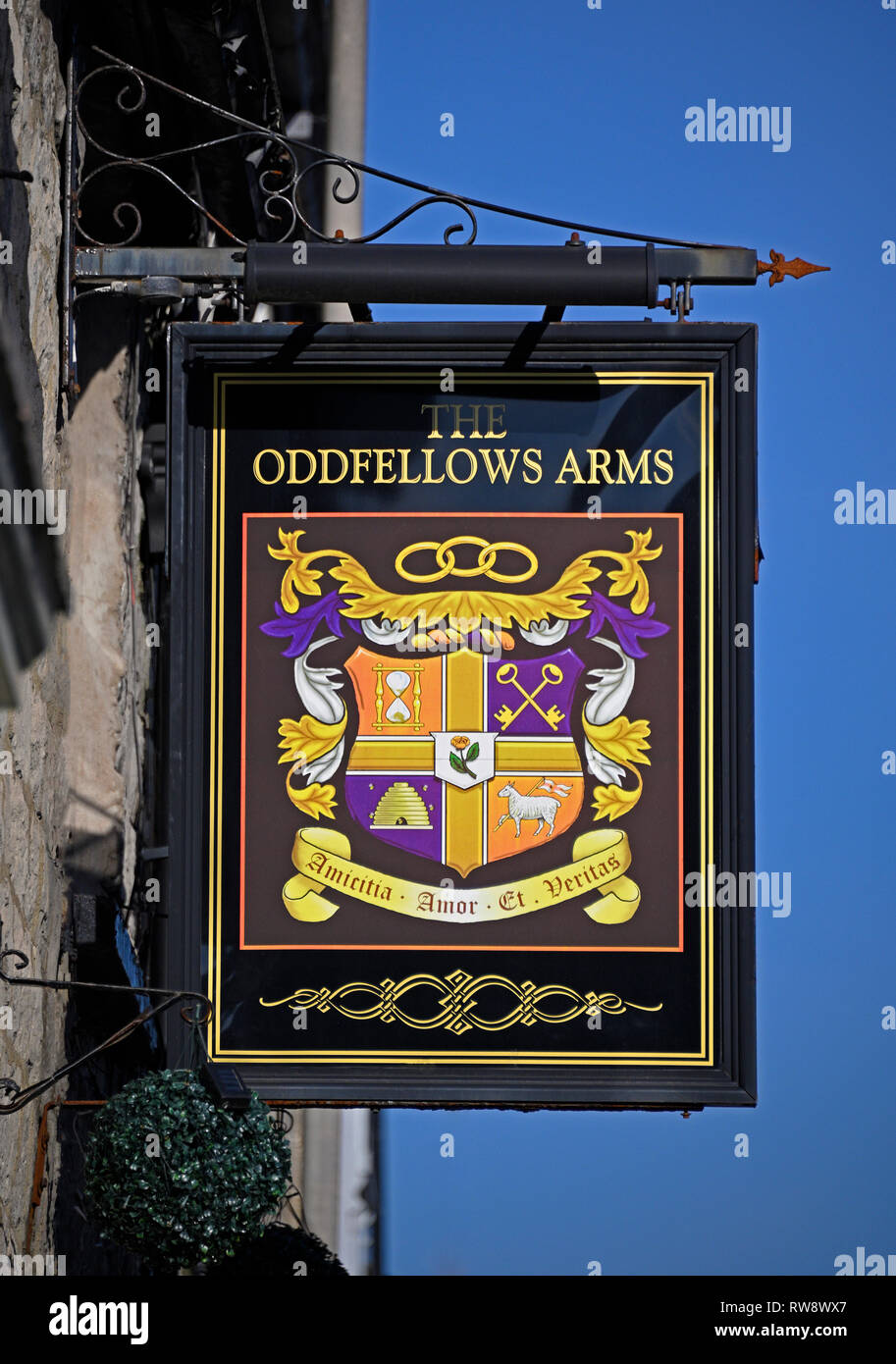 Inn sign. The Oddfellows Arms. Burneside Road, Kendal, Cumbria, England, United Kingdom, Europe. Stock Photo