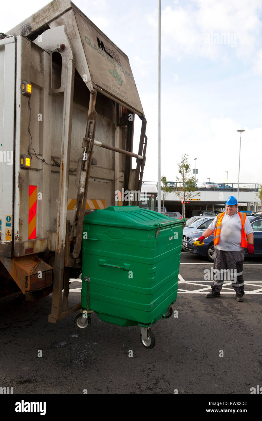 waste, rubbish, recycle, garbage, plant, collection, green, bin, wood