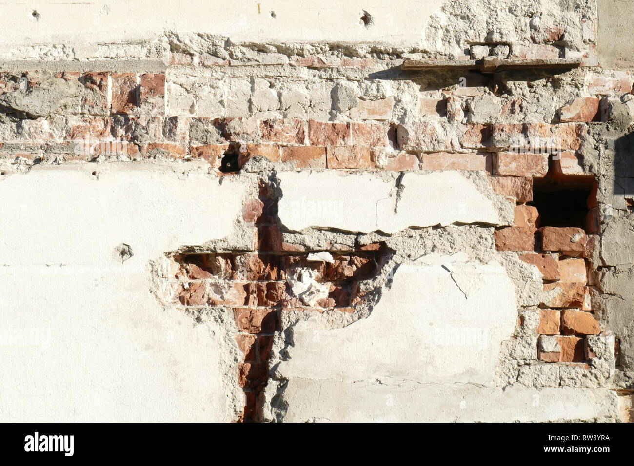 Crumbling plaster hires stock photography and images Alamy