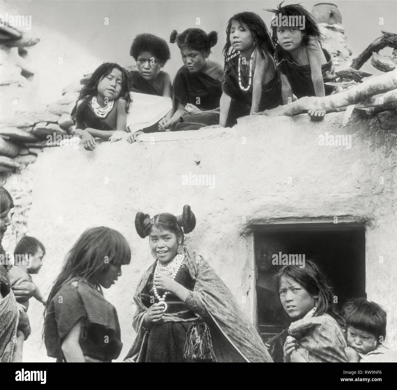 Hopi Children On Rooftop, Hopi Land, Arizona, 1903 Stock Photo Alamy