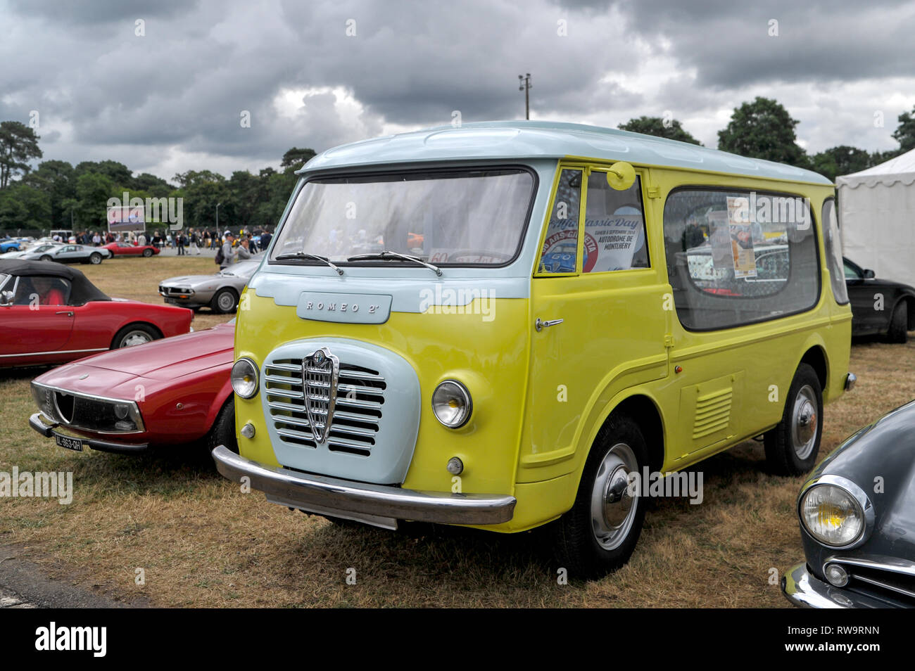 Alfa Romeo 'Romeo 2' Autotutto van. atmosphere at the La Mans Classic race  event Stock Photo - Alamy