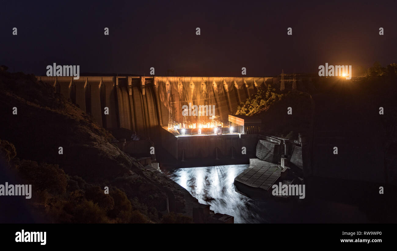 Hydro power plant brazil hires stock photography and images Alamy