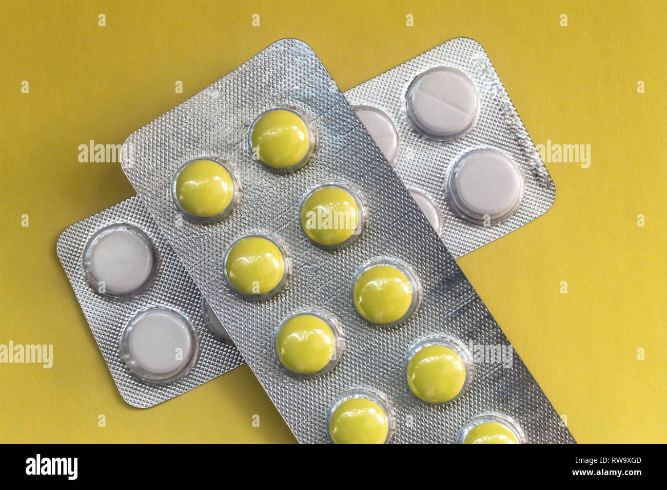 Antihistamine tablets hires stock photography and images Alamy
