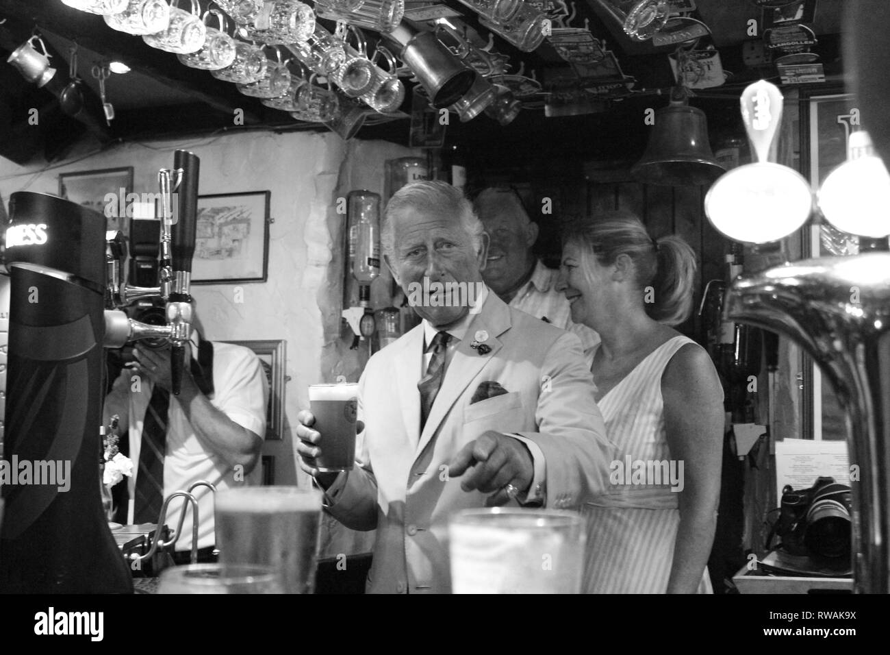 Pub Black Prince High Resolution Stock Photography And Images Alamy