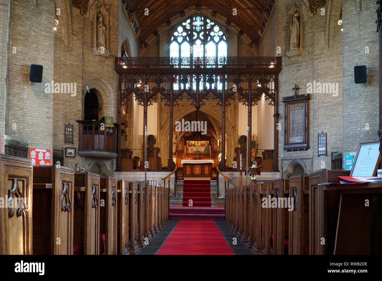 High altar screen hi-res stock photography and images - Alamy