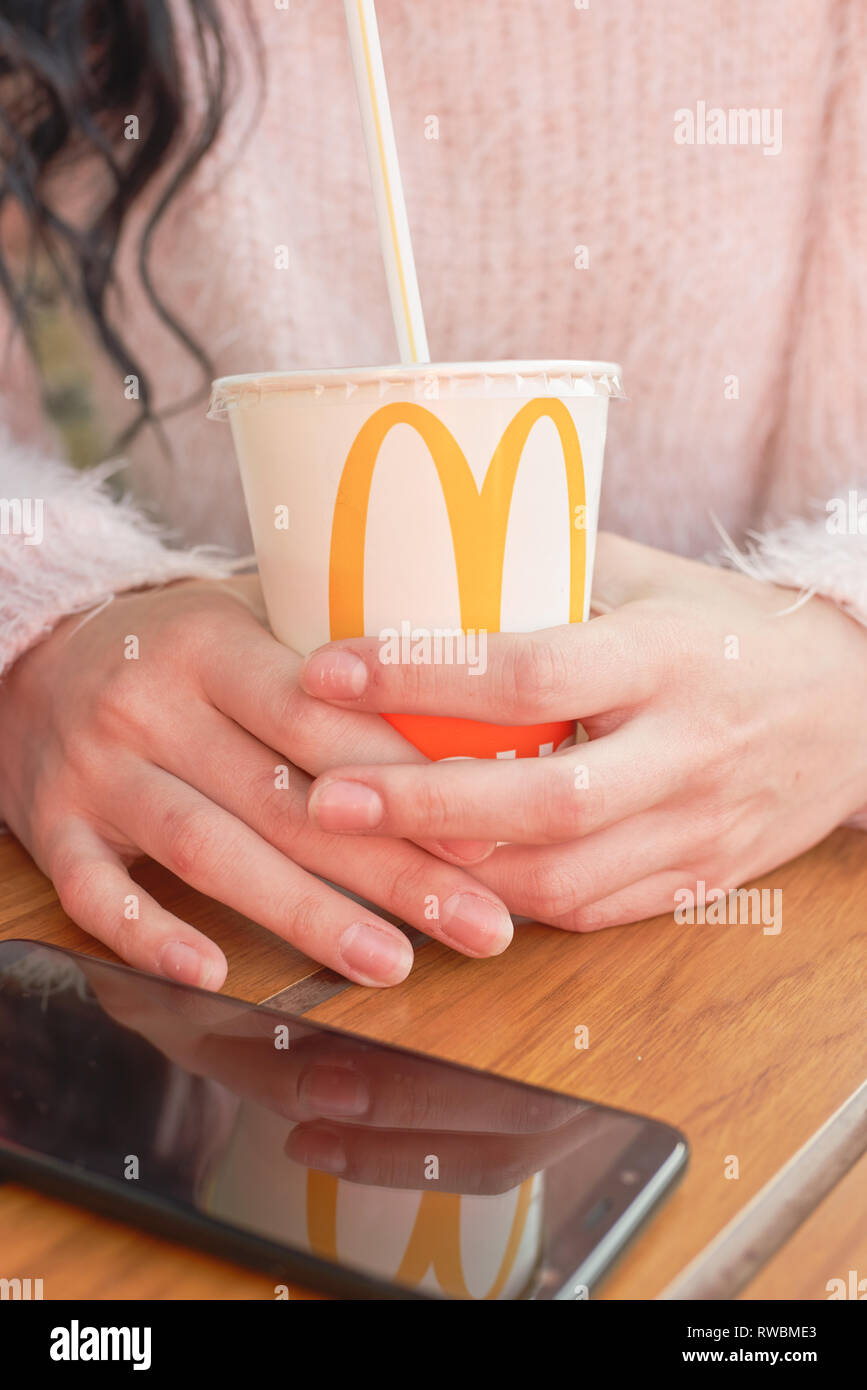 Paper Cup Coca Cola High Resolution Stock Photography and Images - Alamy