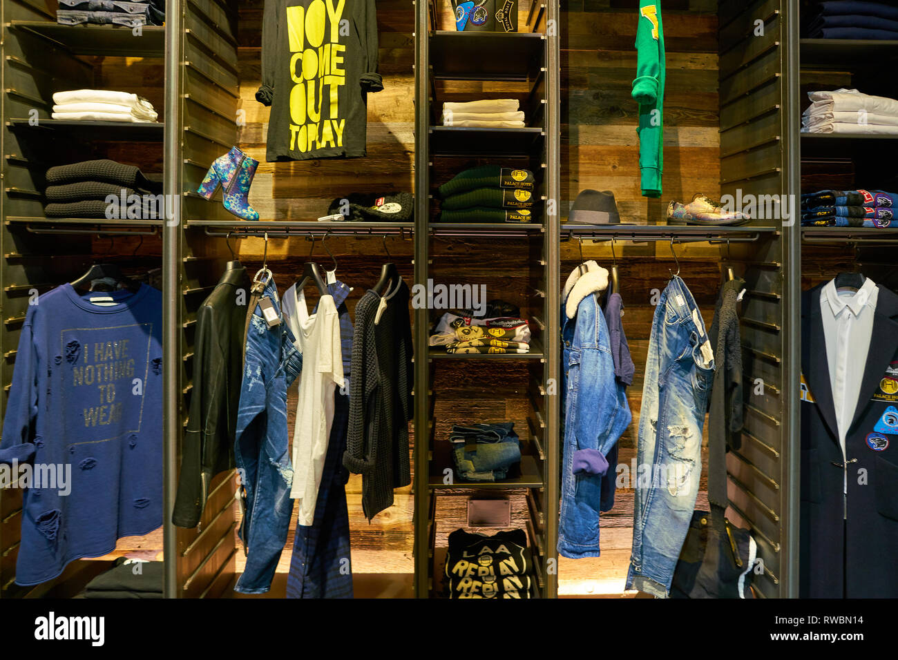 Replay jeans hi-res stock photography and images - Alamy