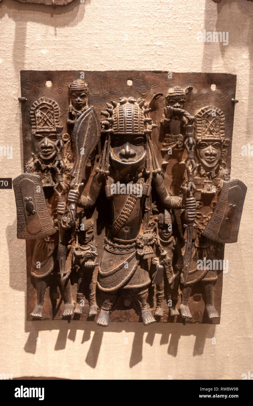 Plaque Plaque Warrior and Attendants, Nigeria, Court of Benin, The