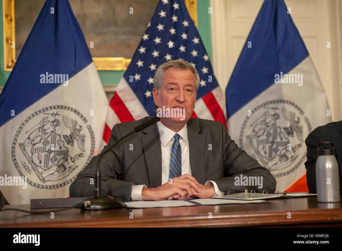 New York, USA. 05th Mar, 2019. New York Mayor Bill de Blasio at a bill signing in New York City Hall on Monday, March 4, 2019. The mayor signed into law legislation that creates a pilot program in East New York (Intro. 1004-A) that creates a pathway to the legalization of basement and cellar apartments, known in the vernacular as 'illegal 3's'. The basement apartments have to comply or be renovated to comply with the modified building code. ( © Richard B. Levine) Credit: Richard Levine/Alamy Live News Stock Photo