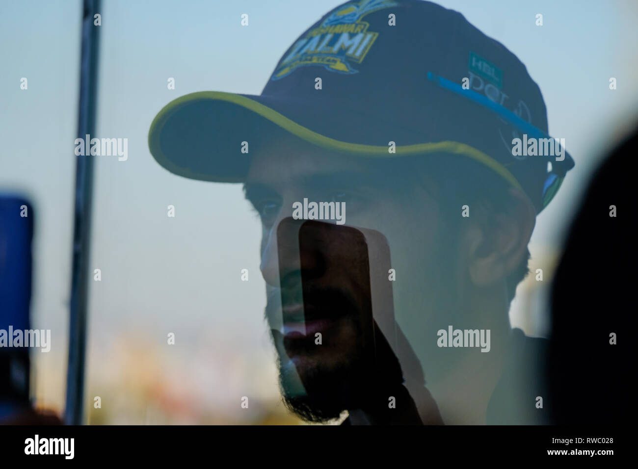 Abu Dhabi, UAE. 5th Mar 2019. Pakistan Super League 2019/ PSL Fans taking selfies with Cricket Star Hasan ALi at Sheikh Zayed Cricket Stadium Abu Dhabi. Credit: Fahd Khan/Alamy Live News Stock Photo