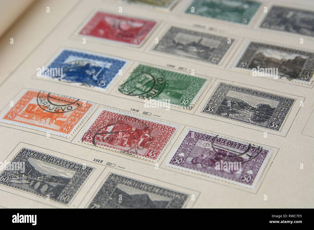 Stamp album hi-res stock photography and images - Alamy