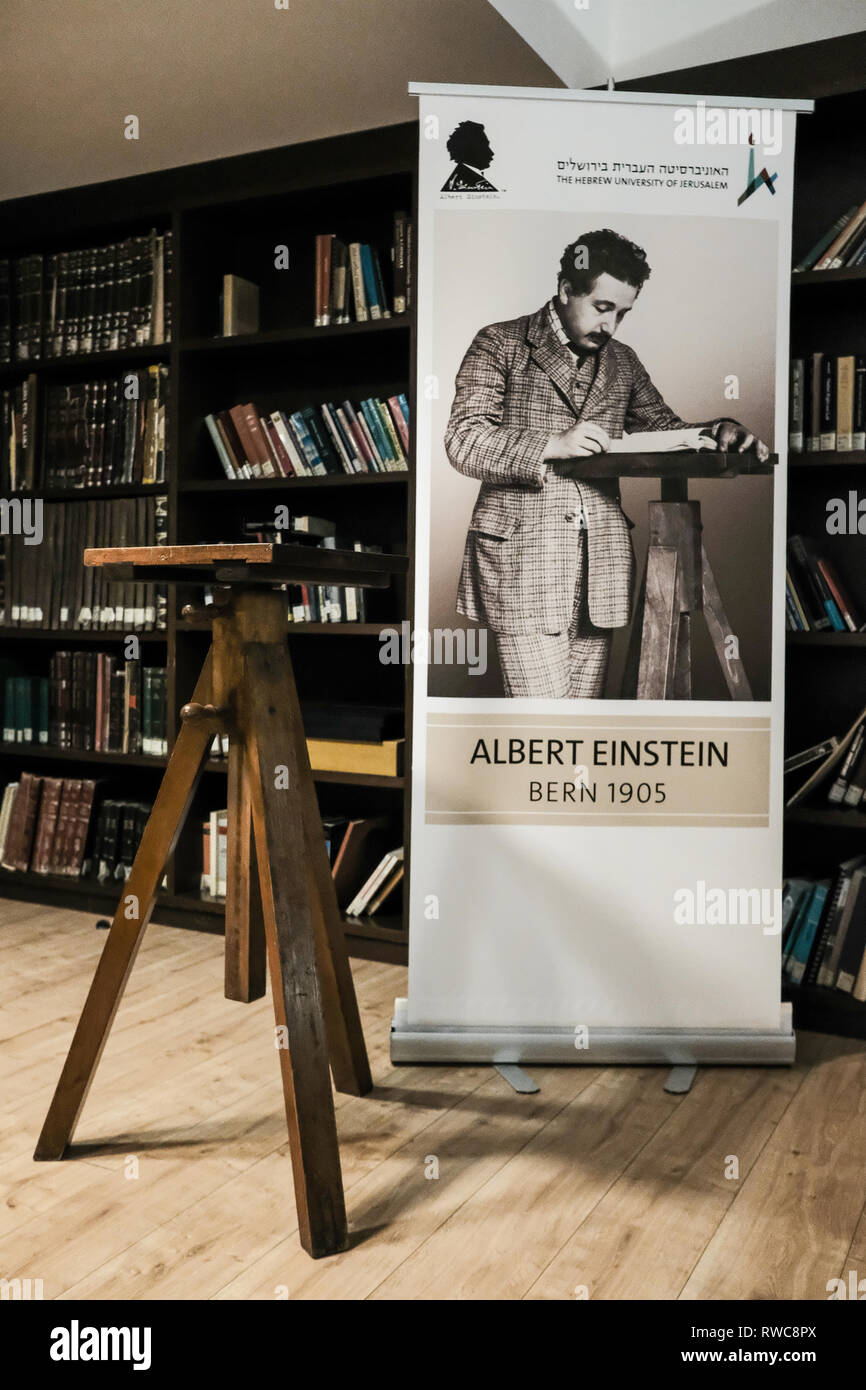 Jerusalem, Israel. 6th March, 2019. A tall wooden stool, formally owned by Professor Albert Einstein, which usually decorates the office of Professor Hanoch Gutfreund, Hebrew University Einstein Archives’ Academic Director, is displayed at the Hebrew University in Jerusalem.  Albert Einstein's 140th birthday, the Hebrew University of Jerusalem unveiled 110 newly donated Einstein manuscript pages, both personal and scientific, that shed light on the life and times of the scientist, at a press event at the Givat Ram Safra Campus in Jerusalem. Credit: Nir Alon/Alamy Live News Stock Photo