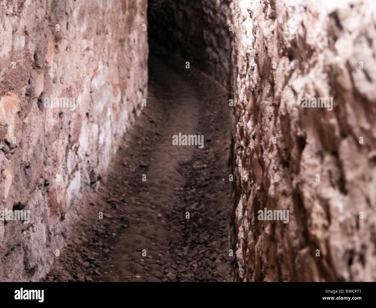 tunnel hires stock photography and images Alamy