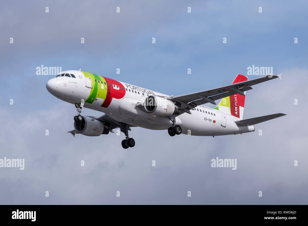 TAP Air Portugal Airbus A320 jet plane airliner CS-TNI landing at London  Heathrow Airport, UK. Named Aquilino Ribeiro. Space for copy Stock Photo -  Alamy
