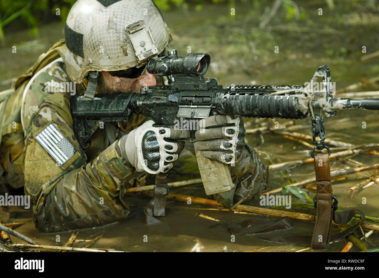 Green Berets U.S. Army Special Forces Group soldier in action Stock ...