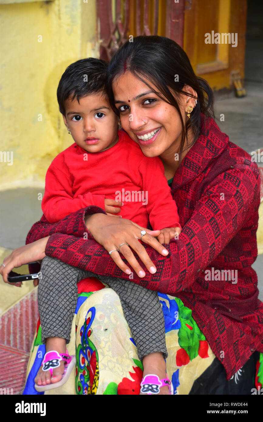 Indian mother and son, Chittorgarh, Rajasthan, India Stock Photo - Alamy