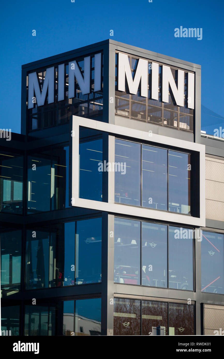 The BMW Mini sign on the showroom and offices of Cooper BMW in Reading, Berkshire. Stock Photo