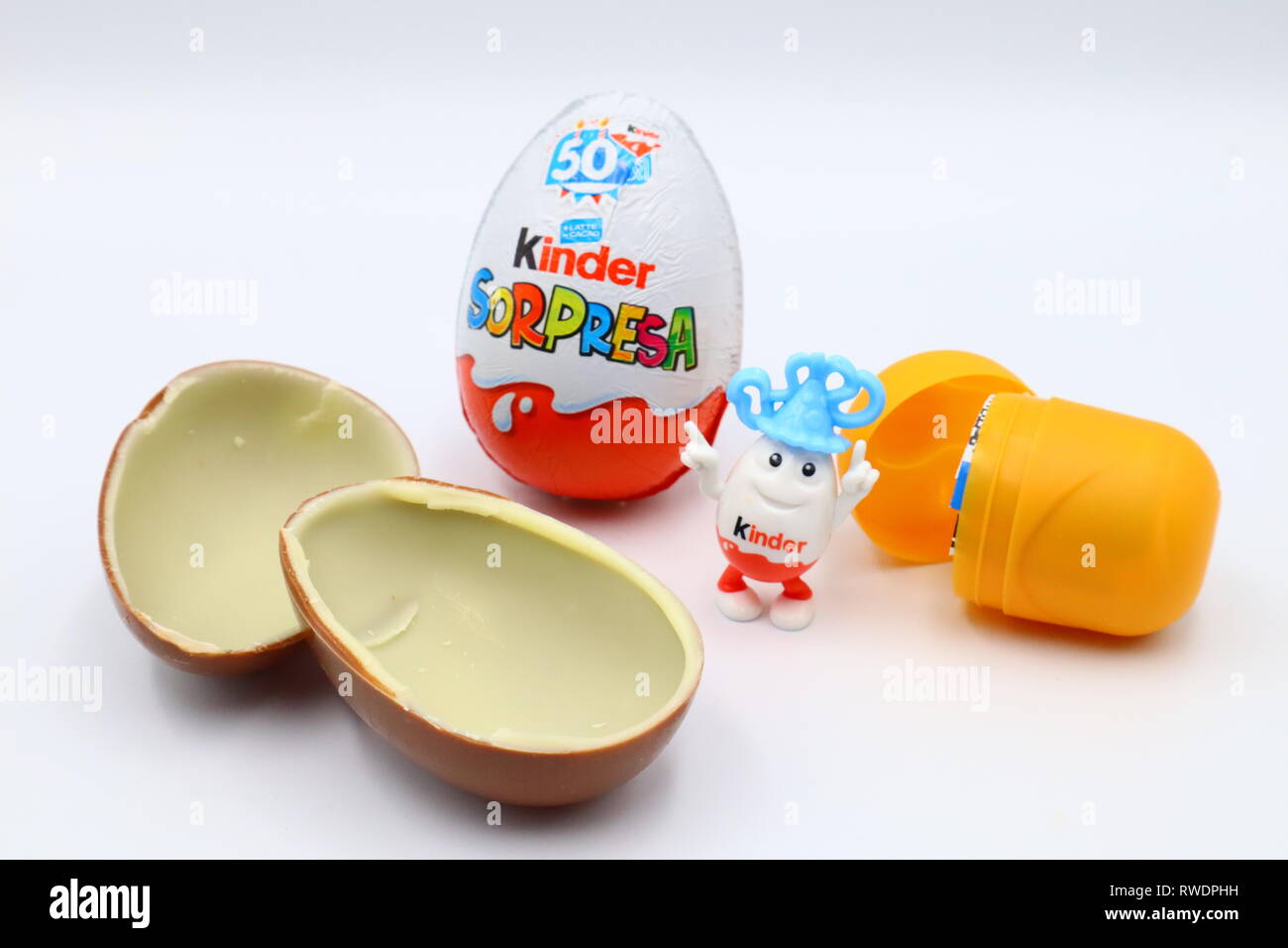 krom Kader Sui Kinder Surprise Chocolate Eggs. Kinder Surprise is a brand of products made  in Italy by Ferrero Stock Photo - Alamy