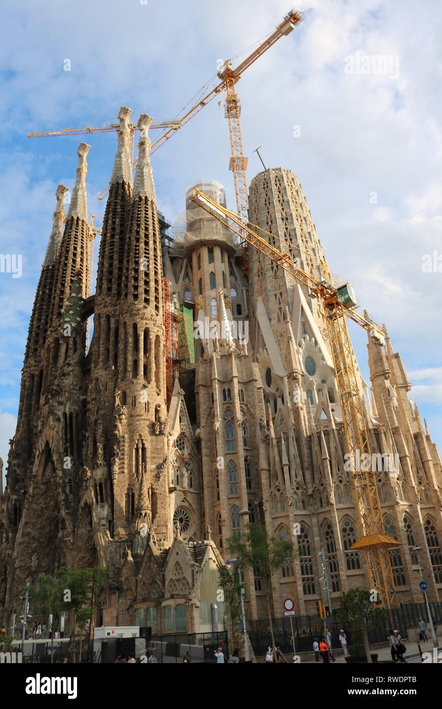 The sagrada familia church in barcelona by antonio gaudi hi-res stock ...