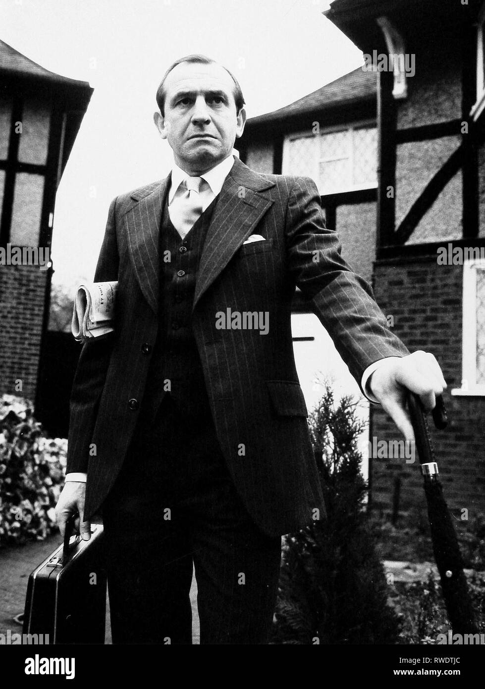 Leonard rossiter hi-res stock photography and images - Alamy