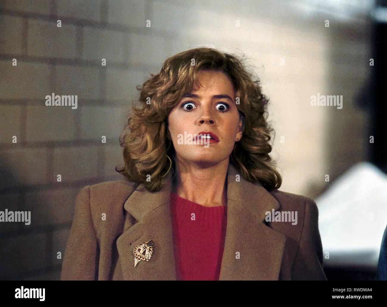 ELISABETH SHUE, A NIGHT ON THE TOWN: ADVENTURES IN BABYSITTING, 1987 Stock Photo