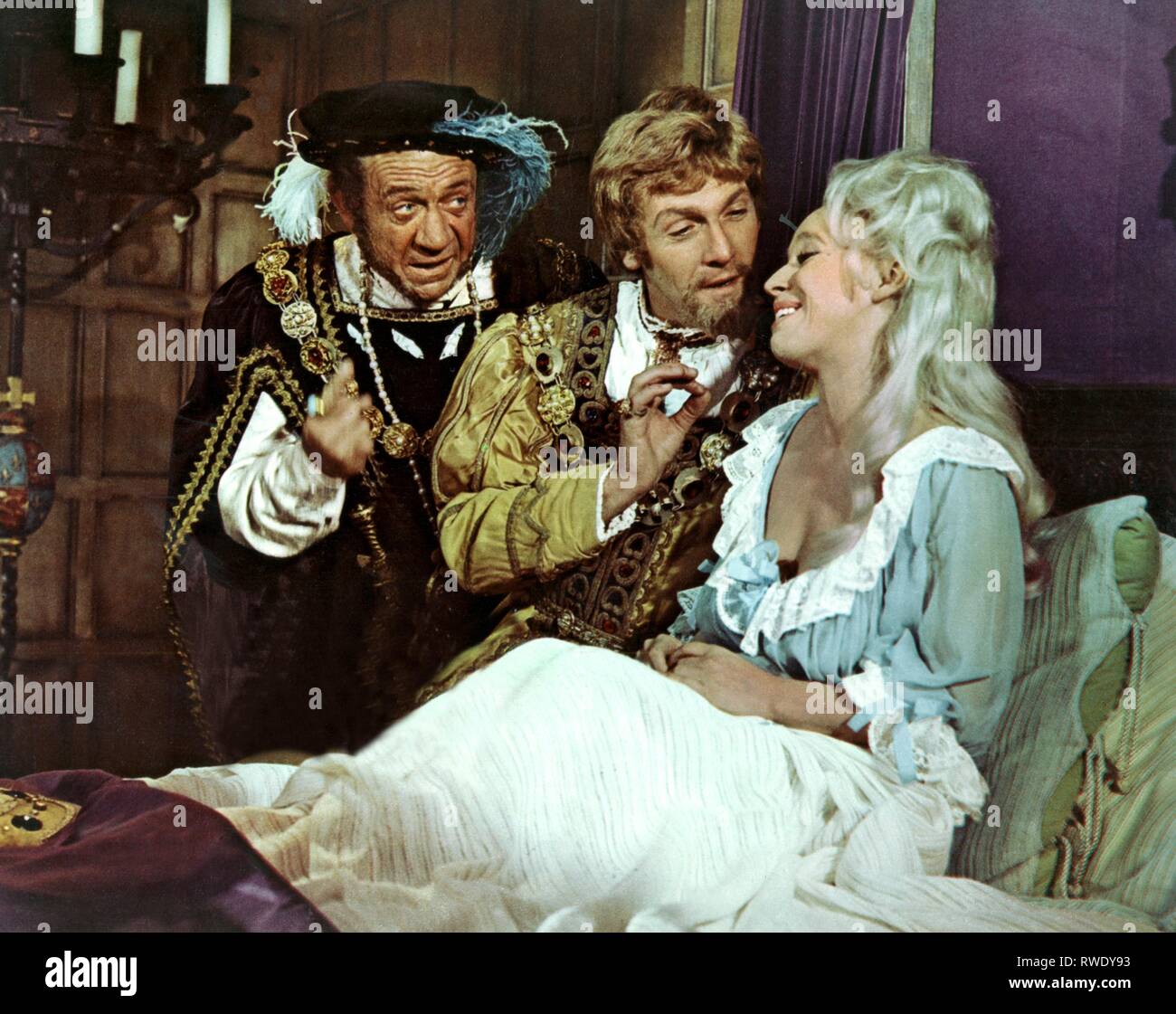JAMES,GILMORE,WINDSOR, CARRY ON HENRY, 1971 Stock Photo