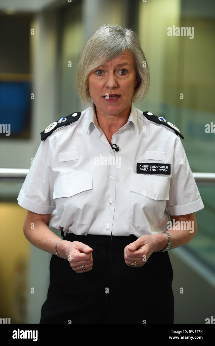 Sara Thornton, head of the National Police Chiefs' Council, speaks to the  media after meeting with Home Secretary Sajid Javid at the Home Office to  discuss violent crime Stock Photo - Alamy