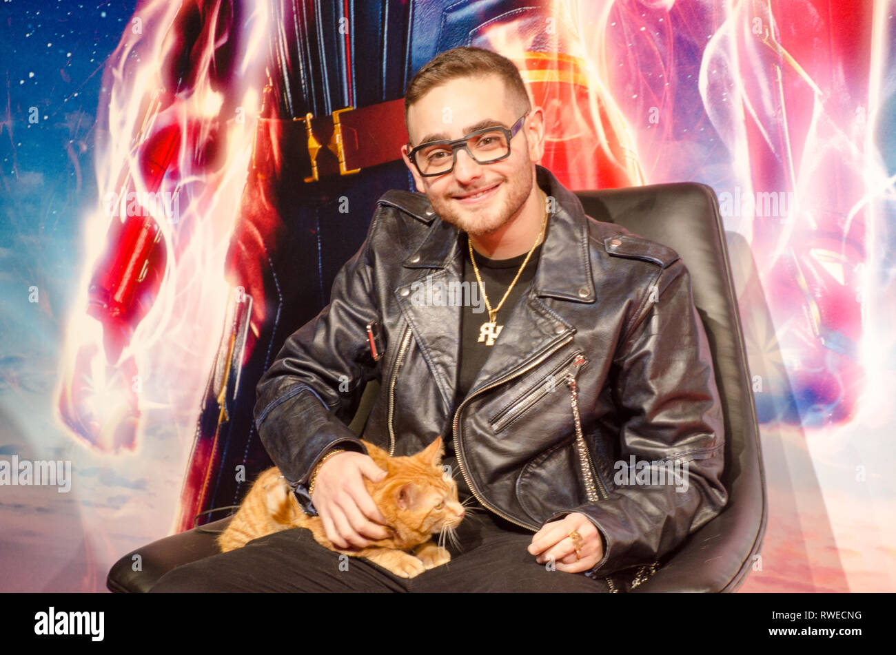 Rapper leather jacket hi-res stock photography and images - Alamy