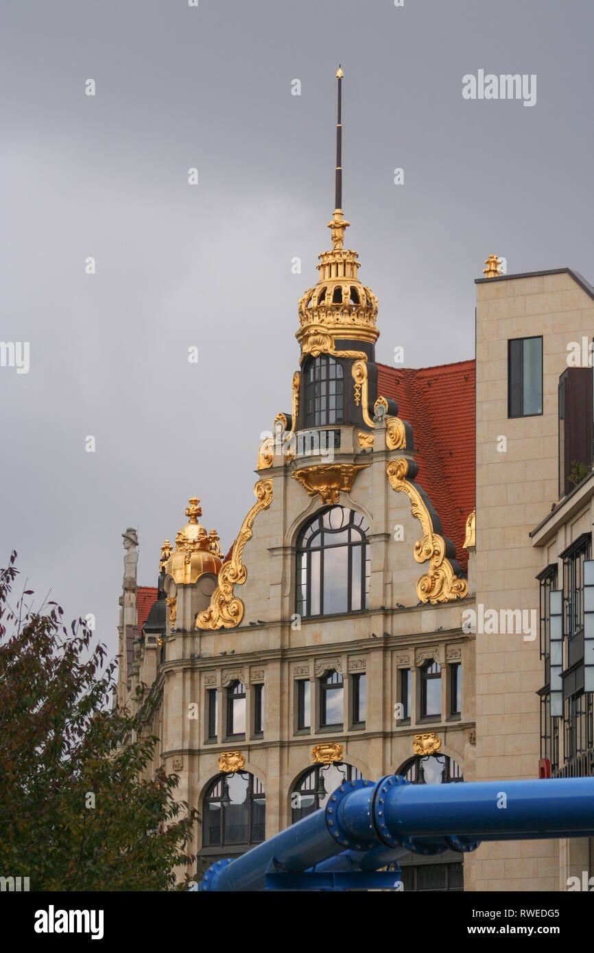 Gold Haus Stock Photos Gold Haus Stock Images Alamy