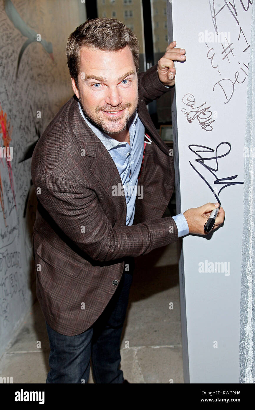 New York, NY - April 11 2016:  Chris O'Donnell at The Monday, Apr 11, 2016 BUILD Series Inside Candids discussing 'NCIS:Los Angeles' at BUILD Studio, New York, NY. (Photo by Steve Mack/S.D. Mack Pictures) Stock Photo