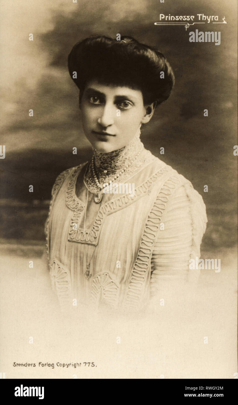 Thyra, 14.3.1880 - 2.11.1945, princess of Denmark, portrait, picture postcard, circa 1900, Additional-Rights-Clearance-Info-Not-Available Stock Photo