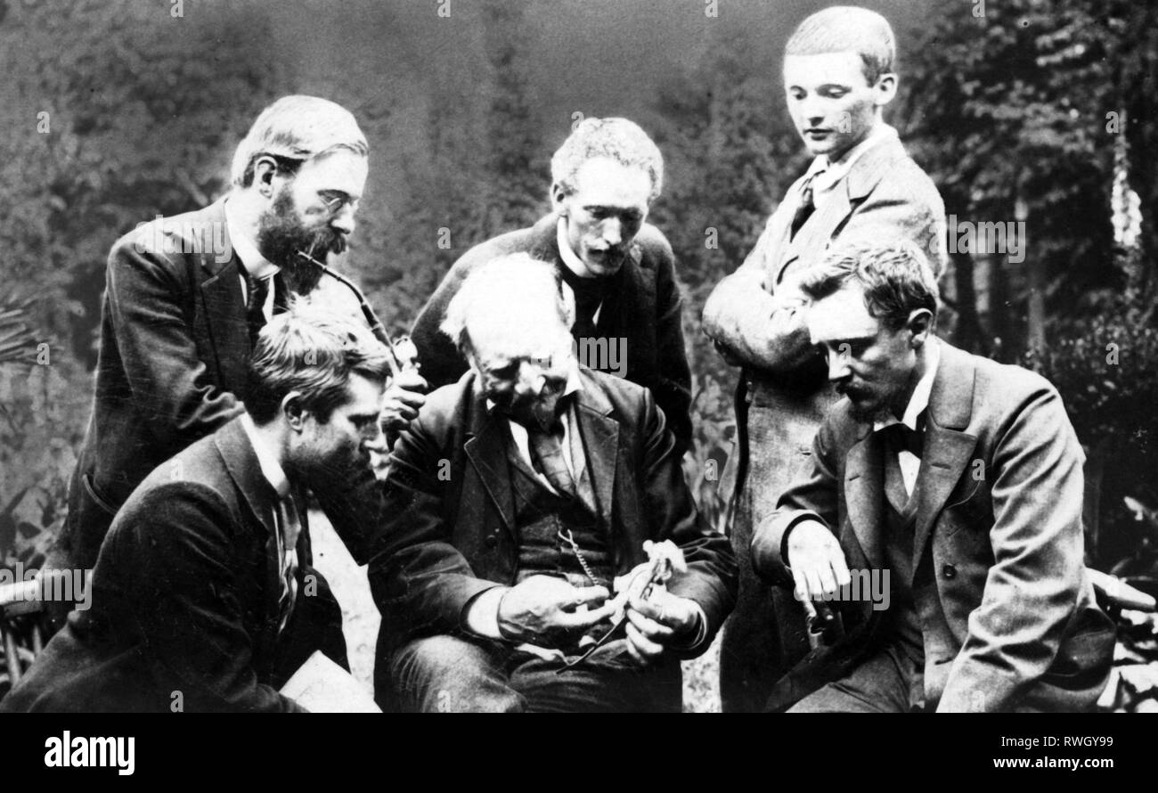 Allmers, Hermann, 11.2.1821 - 9.3.1902, German author / writer, half-length (centre), with Otto Modersohn, Fritz Mackensen, Heinrich Vogeler, Fritz Overbeck and Carl Vinnen, Worpswede, 1895, Additional-Rights-Clearance-Info-Not-Available Stock Photo