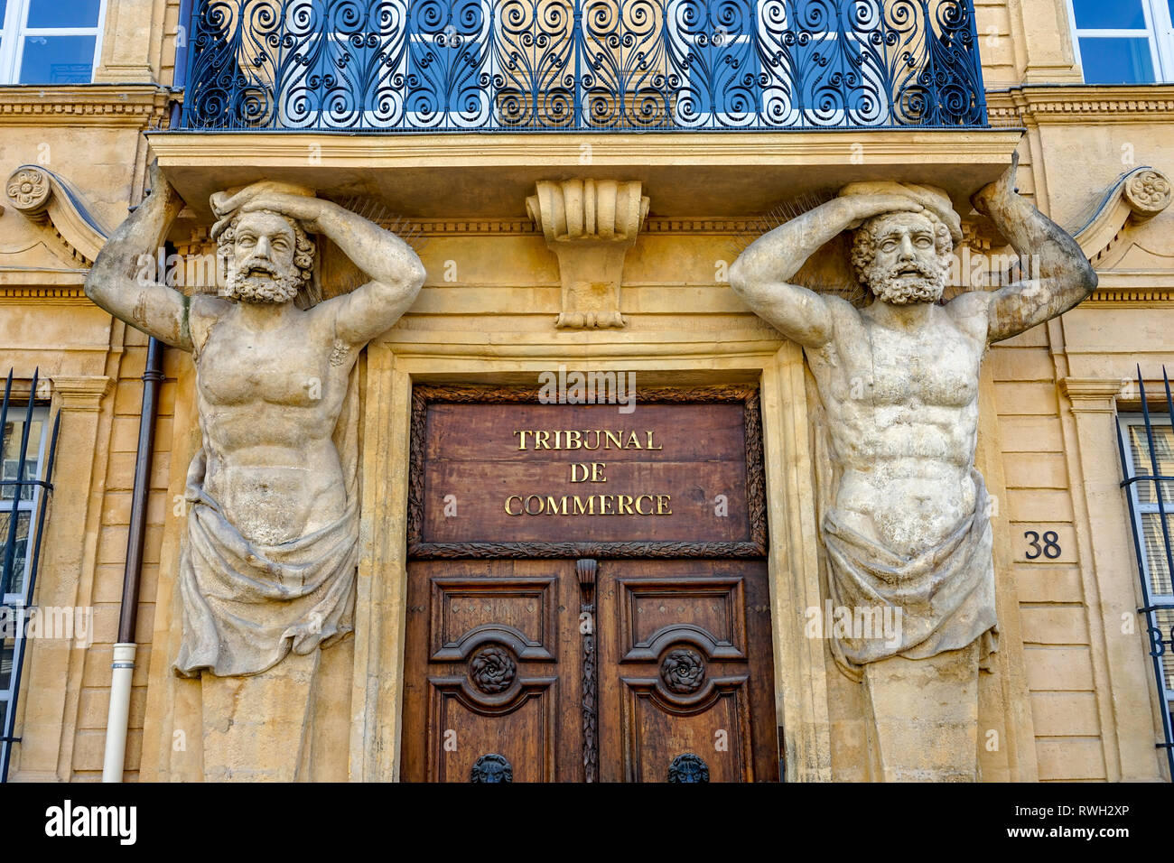 BouchesduRhone (13). Aix en Provence. Cours Mirabeau. Hôtel Maurel de